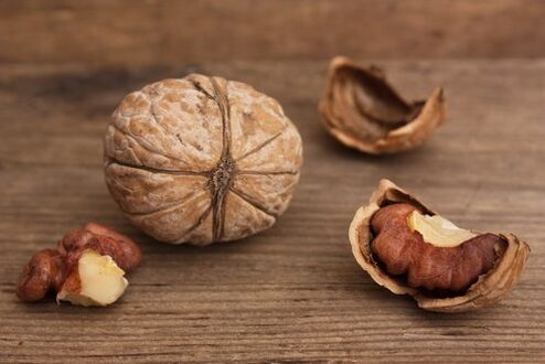 cleansing the body of parasites with walnuts